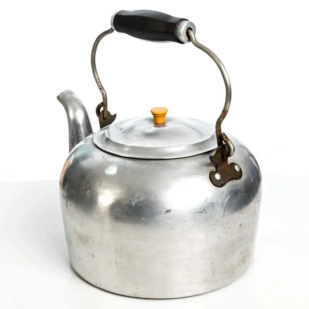 Vintage Large Wear-Ever No. 906 Aluminum 4 Qt  Kettle With Folding Handle